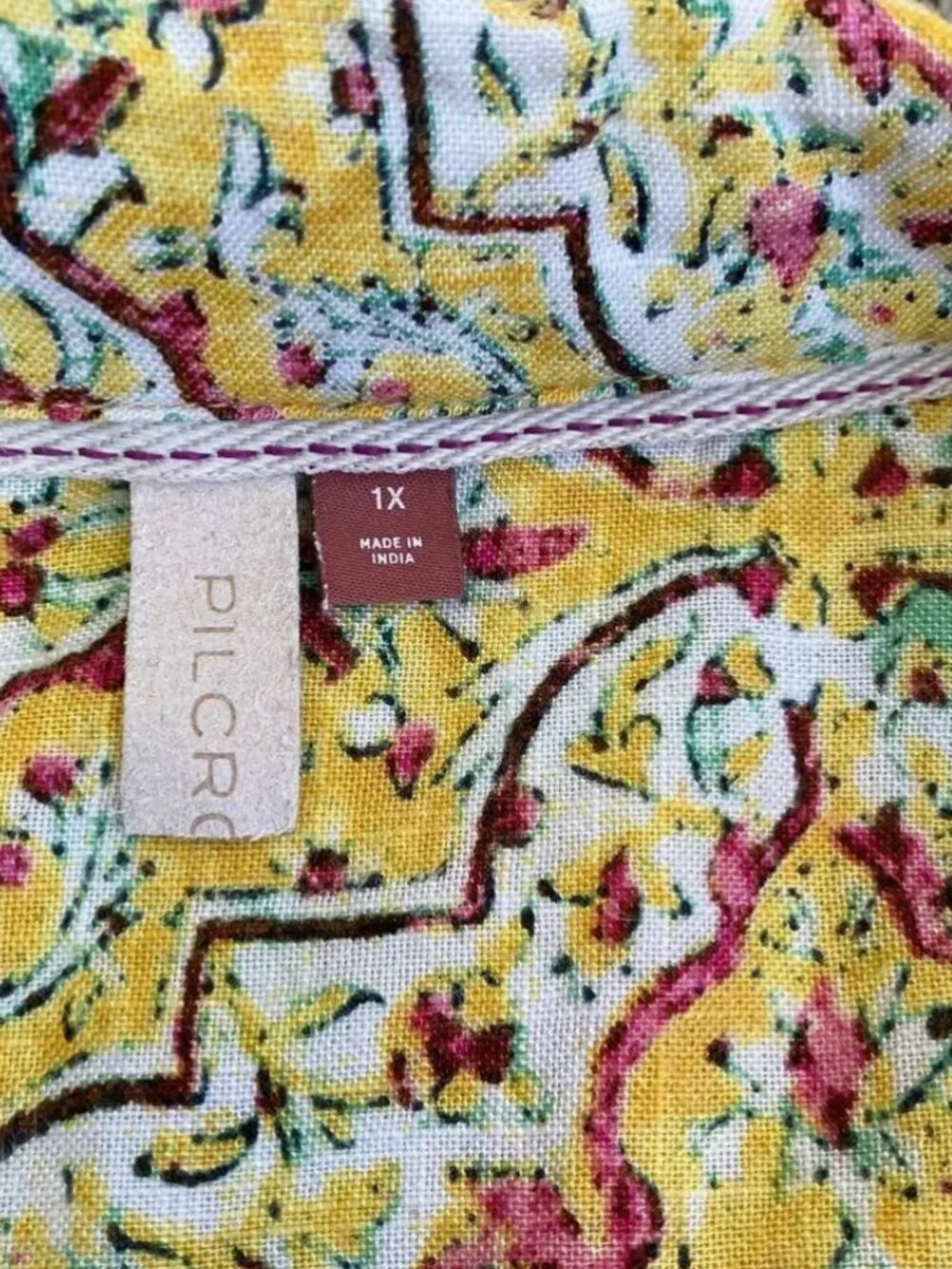 Anthropologie Pilcro Sz 1X Pintuck Peasant Blouse Yellow Floral Crochet Cottage - Picture 4 of 7